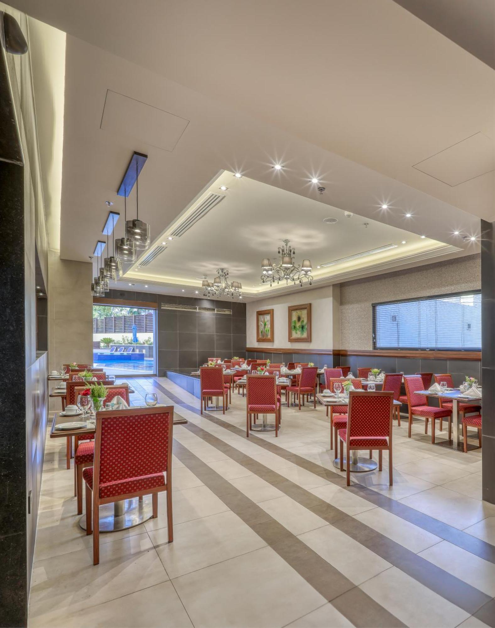 Geneva Hotel 4*